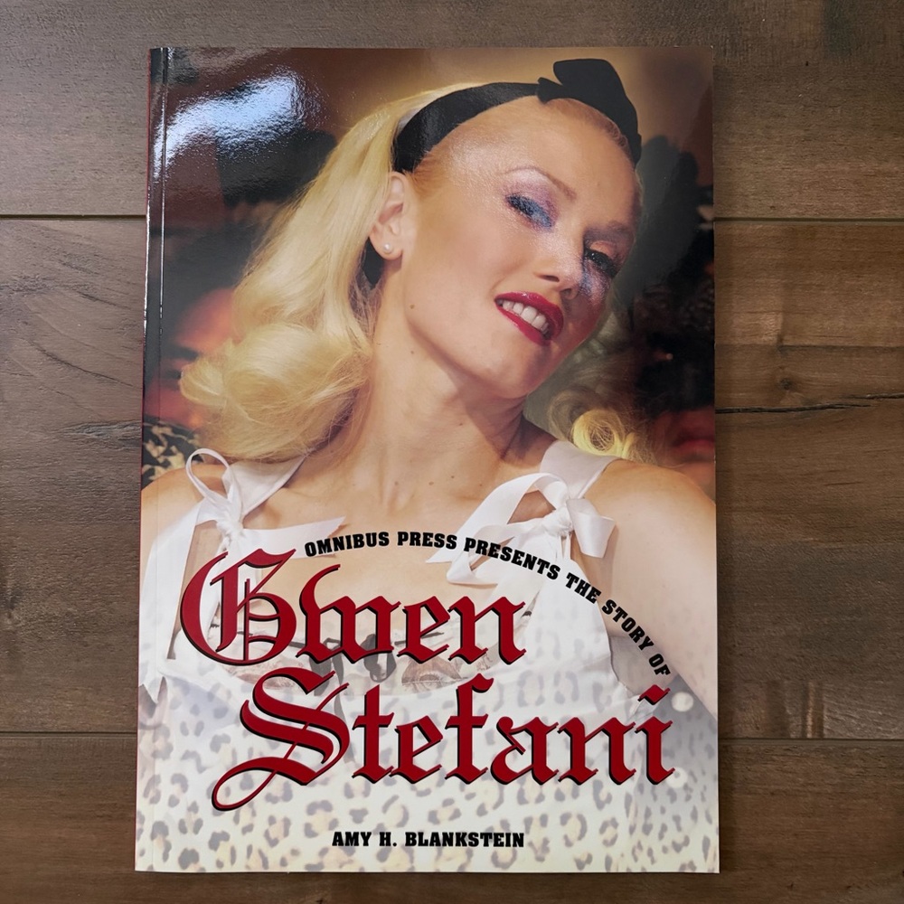 The Story of Gwen Stefani by Amy H. Blankstein 2005 Paperback Book